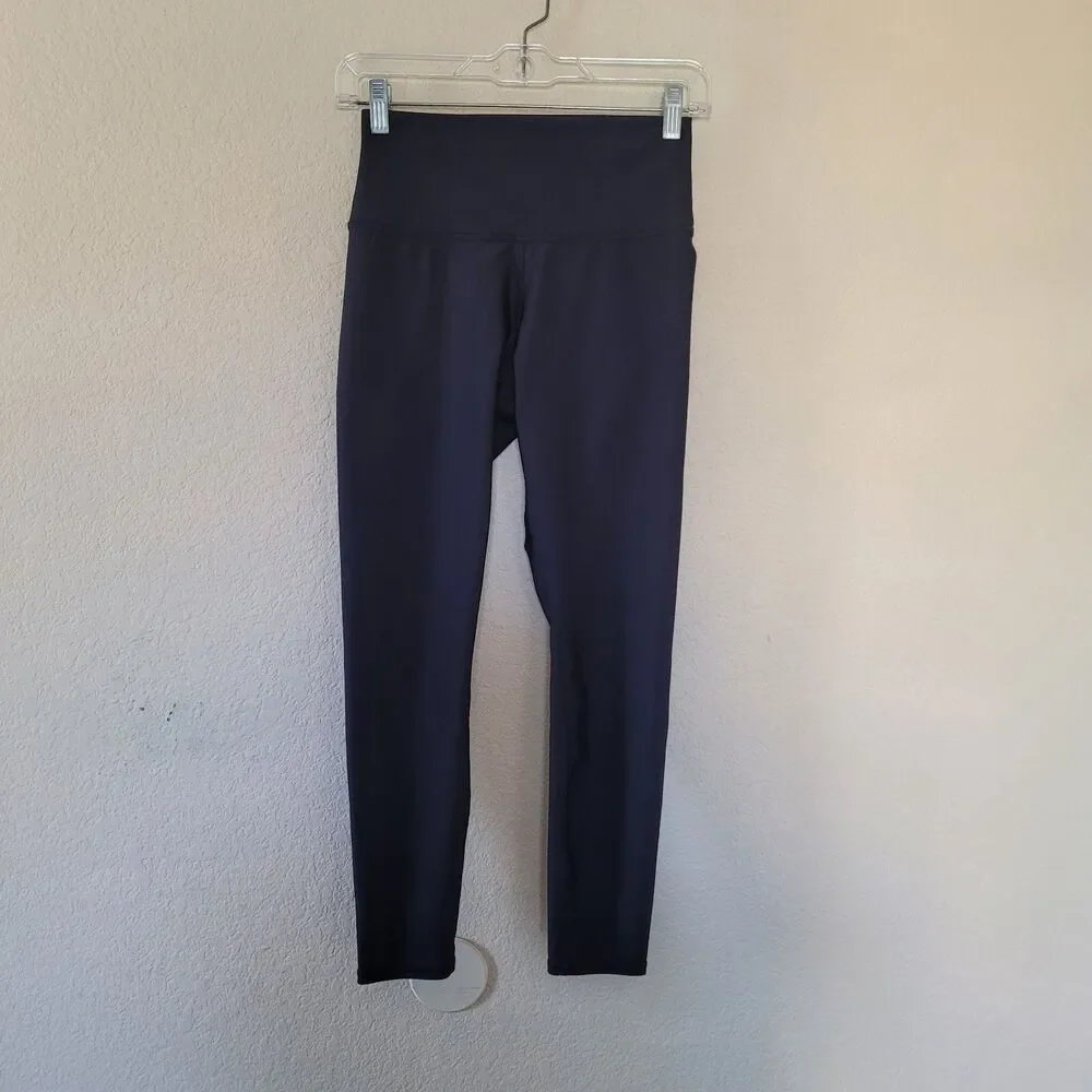 ALO Yoga 7/8 High Waist Airlift Black Leggings Size Medium Pull On Performance